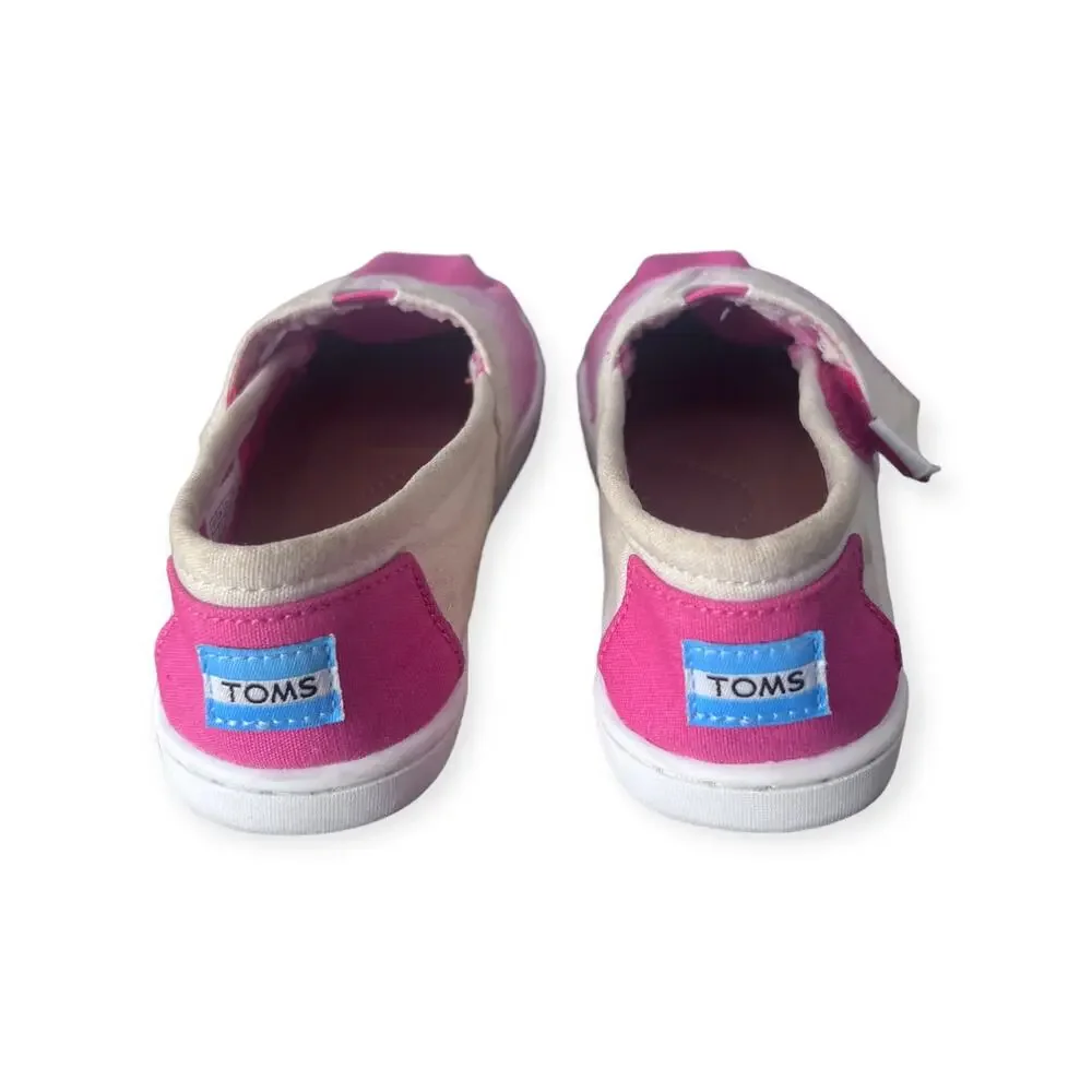 Toms these odor